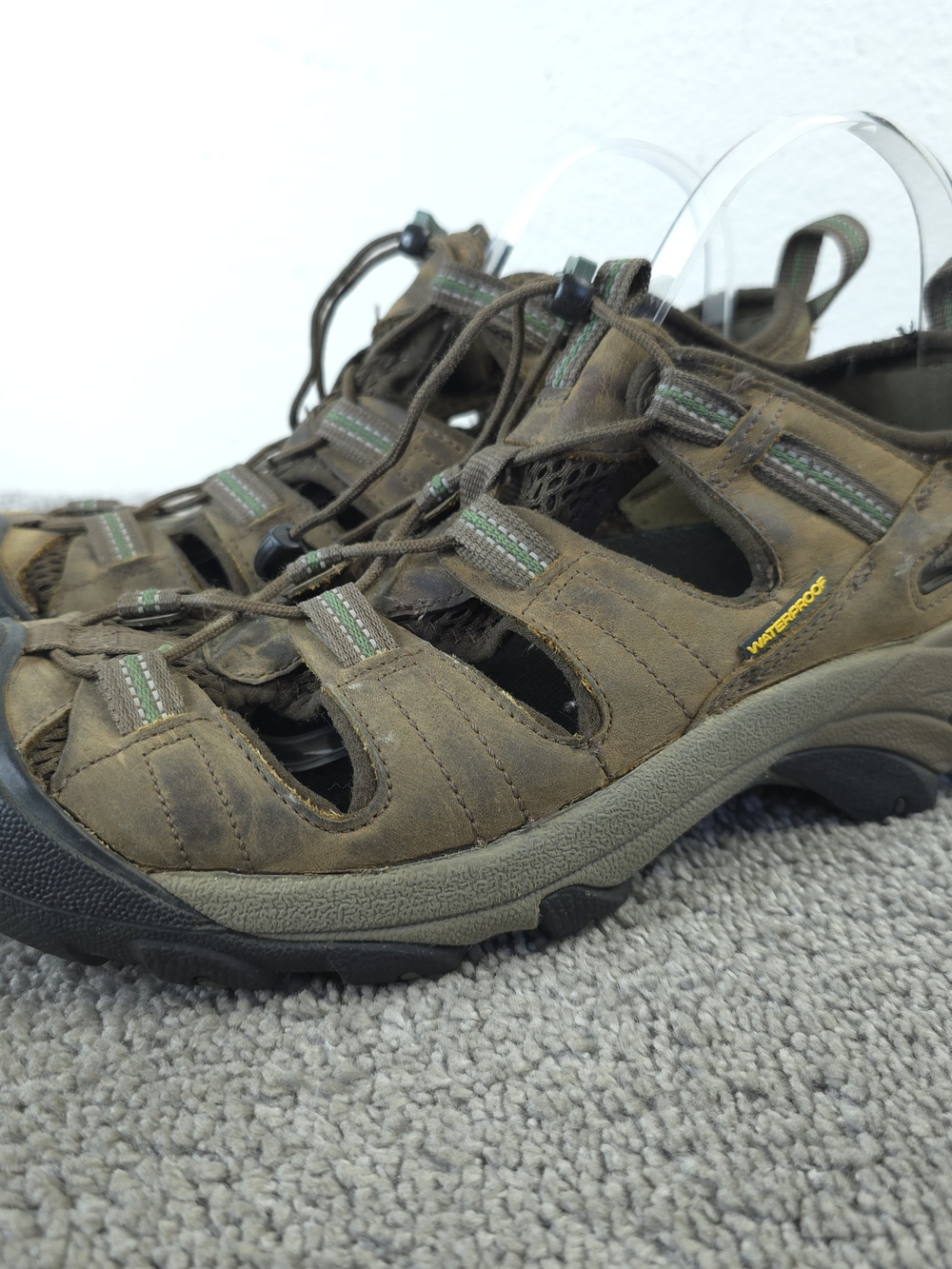 KEEN Arroyo II Waterproof Hiking Sandals Mens Size 9 Shoes Leather Brown